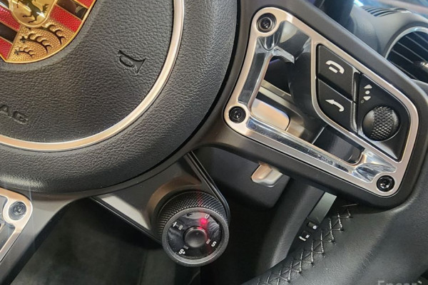 2017 Porsche Boxster с пробегом 16 600 км