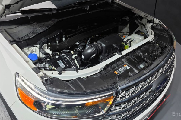 2023 Ford Explorer с пробегом 3 671 км