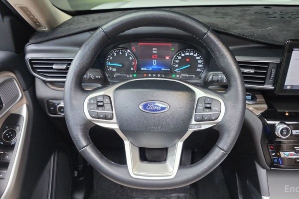 2023 Ford Explorer с пробегом 3 671 км