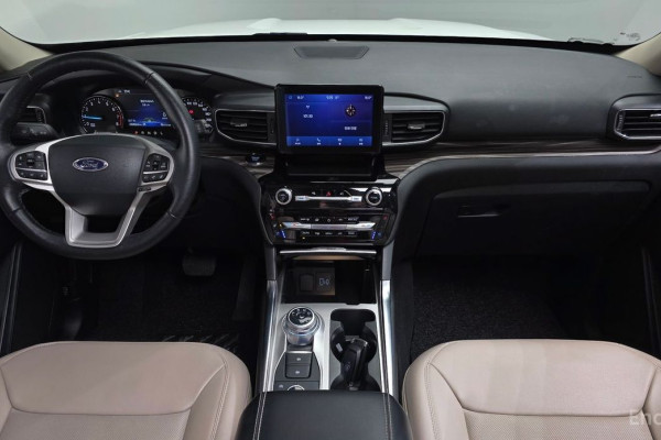 2023 Ford Explorer с пробегом 23 266 км