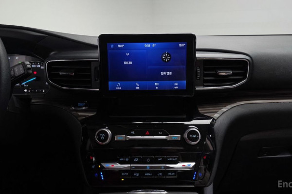 2023 Ford Explorer с пробегом 23 266 км