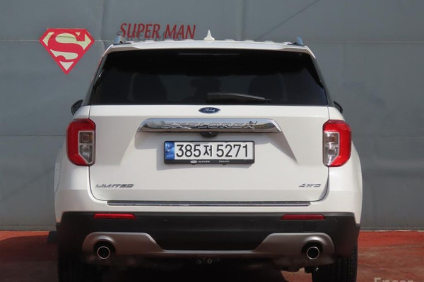 2023 Ford Explorer с пробегом 13 915 км