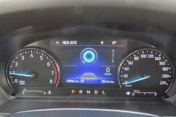 2023 Ford Explorer с пробегом 13 915 км