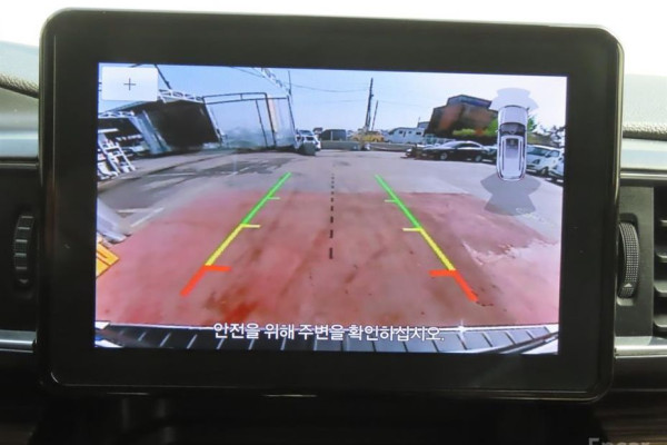 2023 Ford Explorer с пробегом 13 915 км