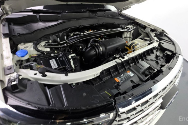 2023 Ford Explorer с пробегом 10 240 км