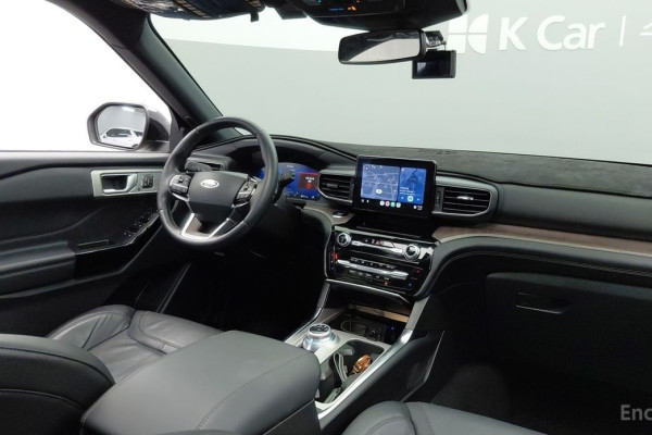 2023 Ford Explorer с пробегом 9 553 км