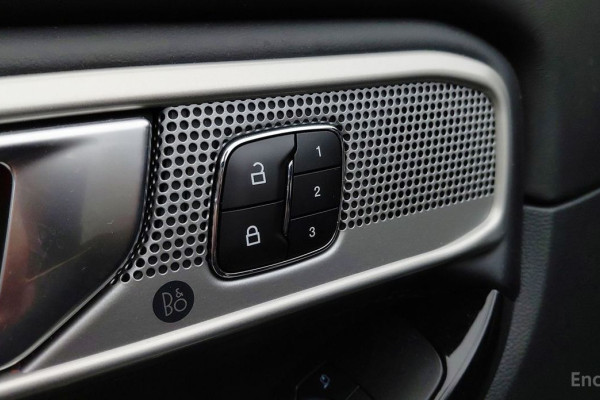 2023 Ford Explorer с пробегом 9 553 км