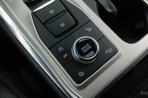 2023 Ford Explorer с пробегом 9 553 км