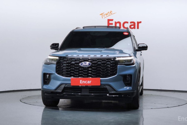 2025 Ford Explorer с пробегом 14 545 км