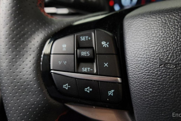 2025 Ford Explorer с пробегом 14 545 км