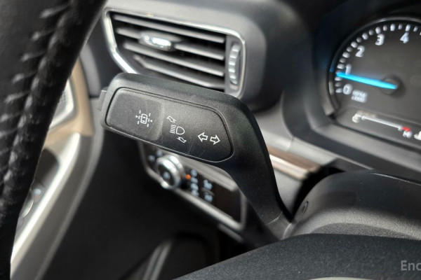 2023 Ford Explorer с пробегом 13 405 км