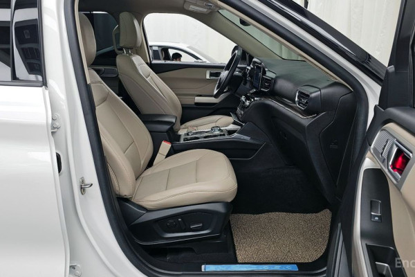 2023 Ford Explorer с пробегом 22 030 км