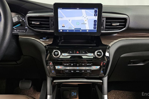 2023 Ford Explorer с пробегом 22 030 км