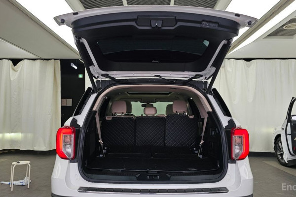 2023 Ford Explorer с пробегом 22 030 км