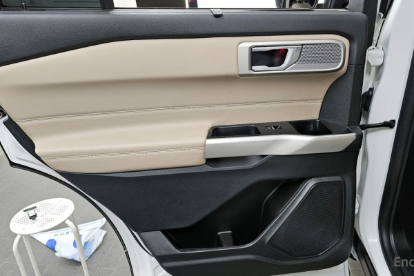 2023 Ford Explorer с пробегом 22 030 км