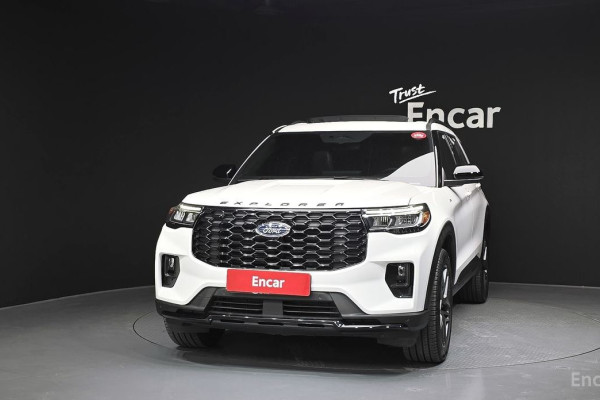 2024 Ford Explorer с пробегом 8 976 км