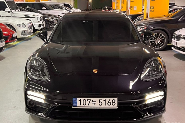 2021 Porsche Panamera с пробегом 38 679 км
