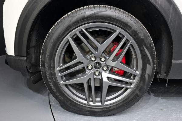 2024 Ford Explorer с пробегом 8 976 км