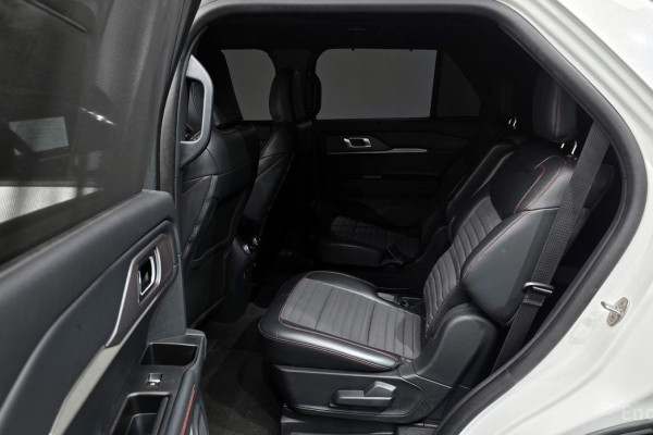 2024 Ford Explorer с пробегом 8 976 км