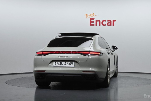 2021 Porsche Panamera с пробегом 17 933 км