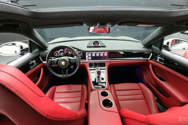 2021 Porsche Panamera с пробегом 17 933 км