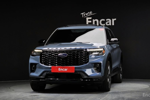 2025 Ford Explorer с пробегом 18 192 км
