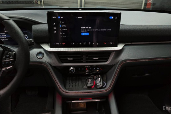 2025 Ford Explorer с пробегом 18 192 км