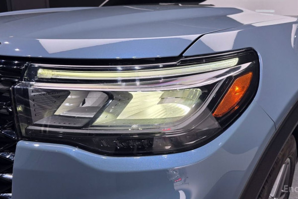 2025 Ford Explorer с пробегом 18 192 км