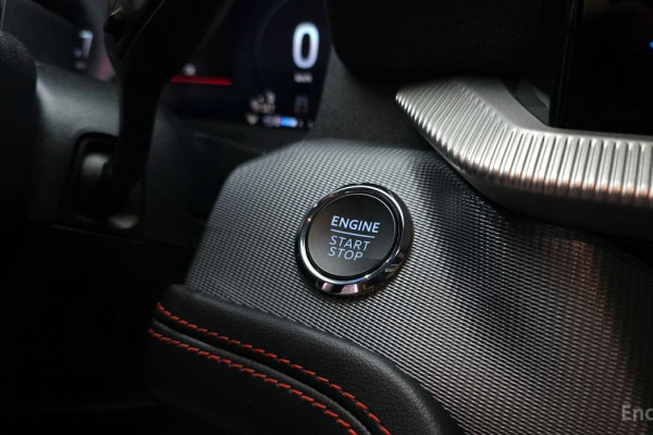 2025 Ford Explorer с пробегом 18 192 км