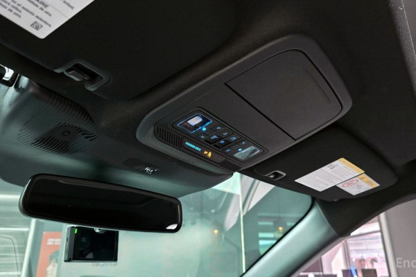 2025 Ford Explorer с пробегом 18 192 км