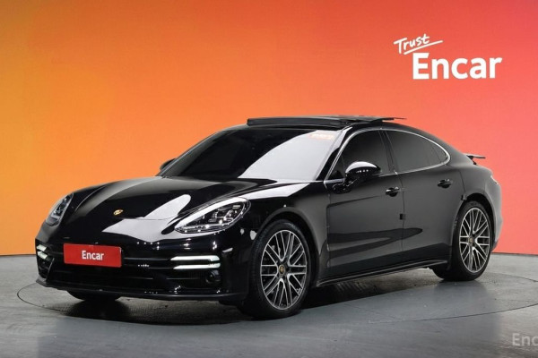 2023 Porsche Panamera с пробегом 21 304 км