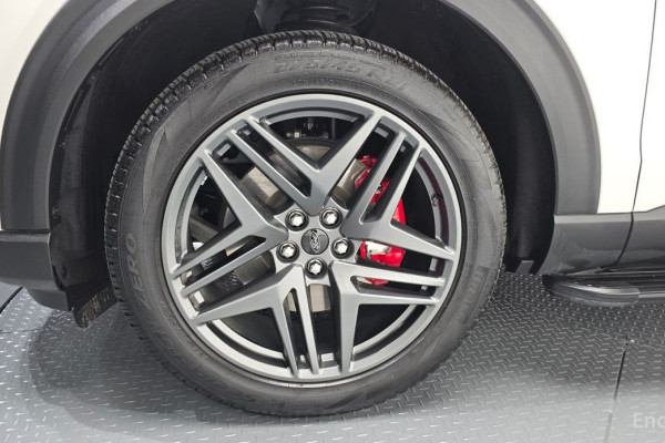 2025 Ford Explorer с пробегом 20 395 км