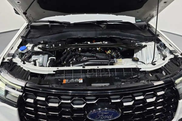 2025 Ford Explorer с пробегом 20 395 км