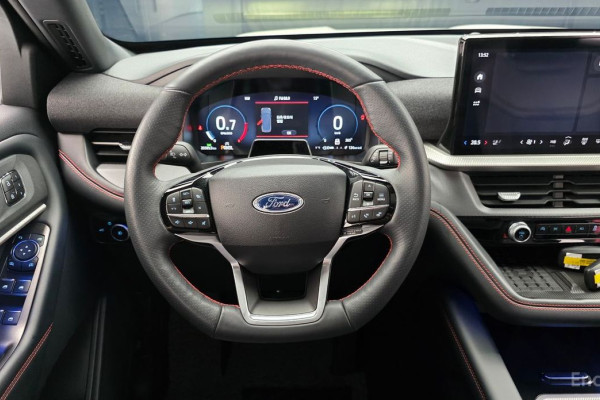 2025 Ford Explorer с пробегом 20 395 км