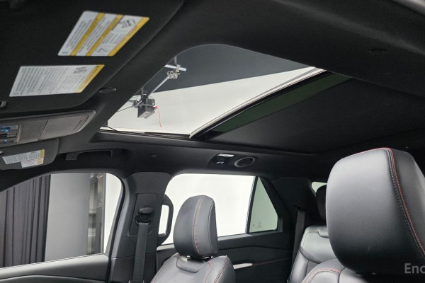 2025 Ford Explorer с пробегом 20 395 км