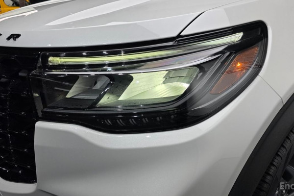 2025 Ford Explorer с пробегом 20 395 км