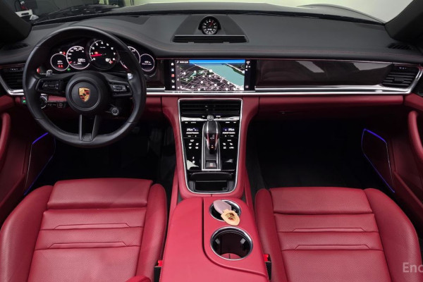 2023 Porsche Panamera с пробегом 21 304 км