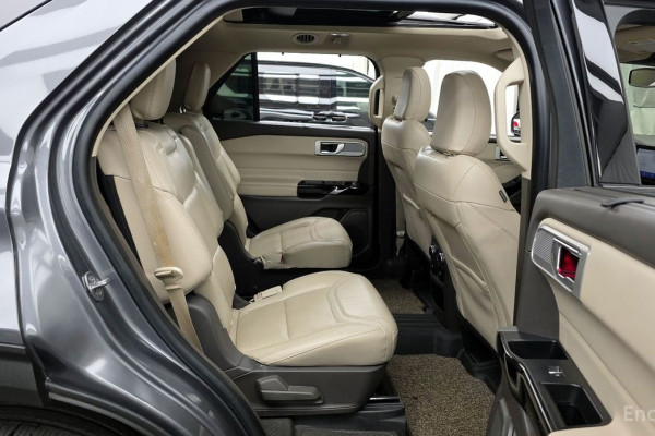 2021 Ford Explorer с пробегом 73 654 км