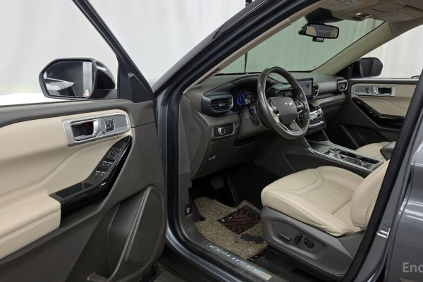 2021 Ford Explorer с пробегом 73 654 км