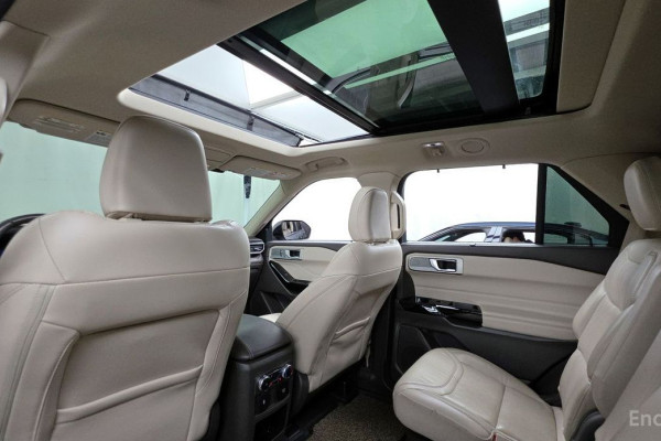 2021 Ford Explorer с пробегом 73 654 км