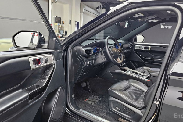 2022 Ford Explorer с пробегом 78 234 км