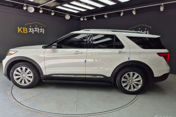 2021 Ford Explorer с пробегом 61 065 км