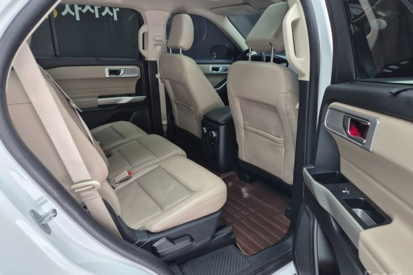 2021 Ford Explorer с пробегом 61 065 км