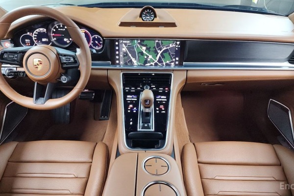 2023 Porsche Panamera с пробегом 24 104 км
