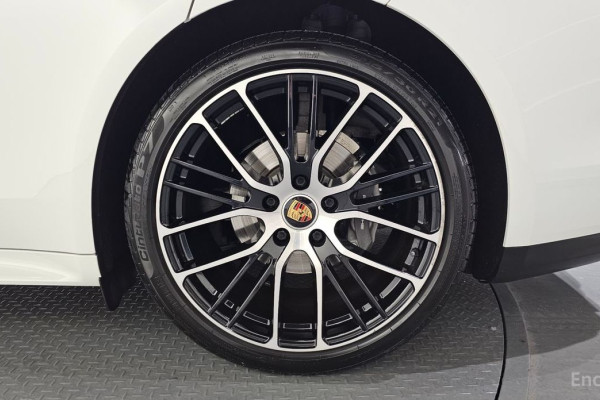2021 Porsche Panamera с пробегом 41 006 км