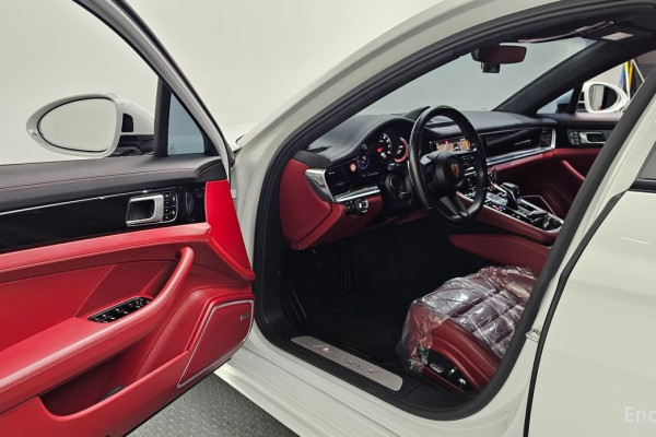 2021 Porsche Panamera с пробегом 41 006 км