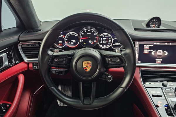 2021 Porsche Panamera с пробегом 41 006 км