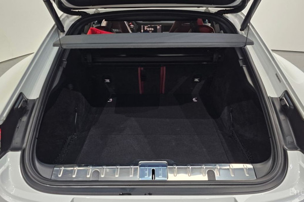 2021 Porsche Panamera с пробегом 41 006 км