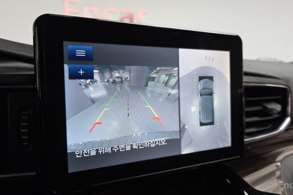 2022 Ford Explorer с пробегом 23 996 км