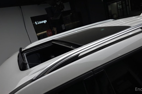 2022 Ford Explorer с пробегом 23 996 км